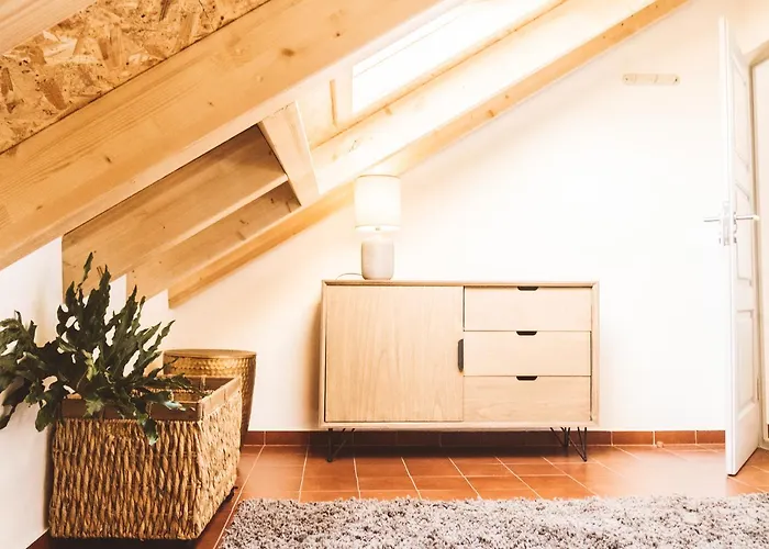 By Wot 公寓 埃里塞拉